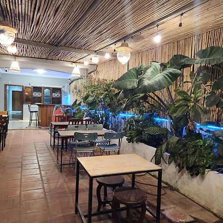 The Blue Guest House Battambang Exterior foto