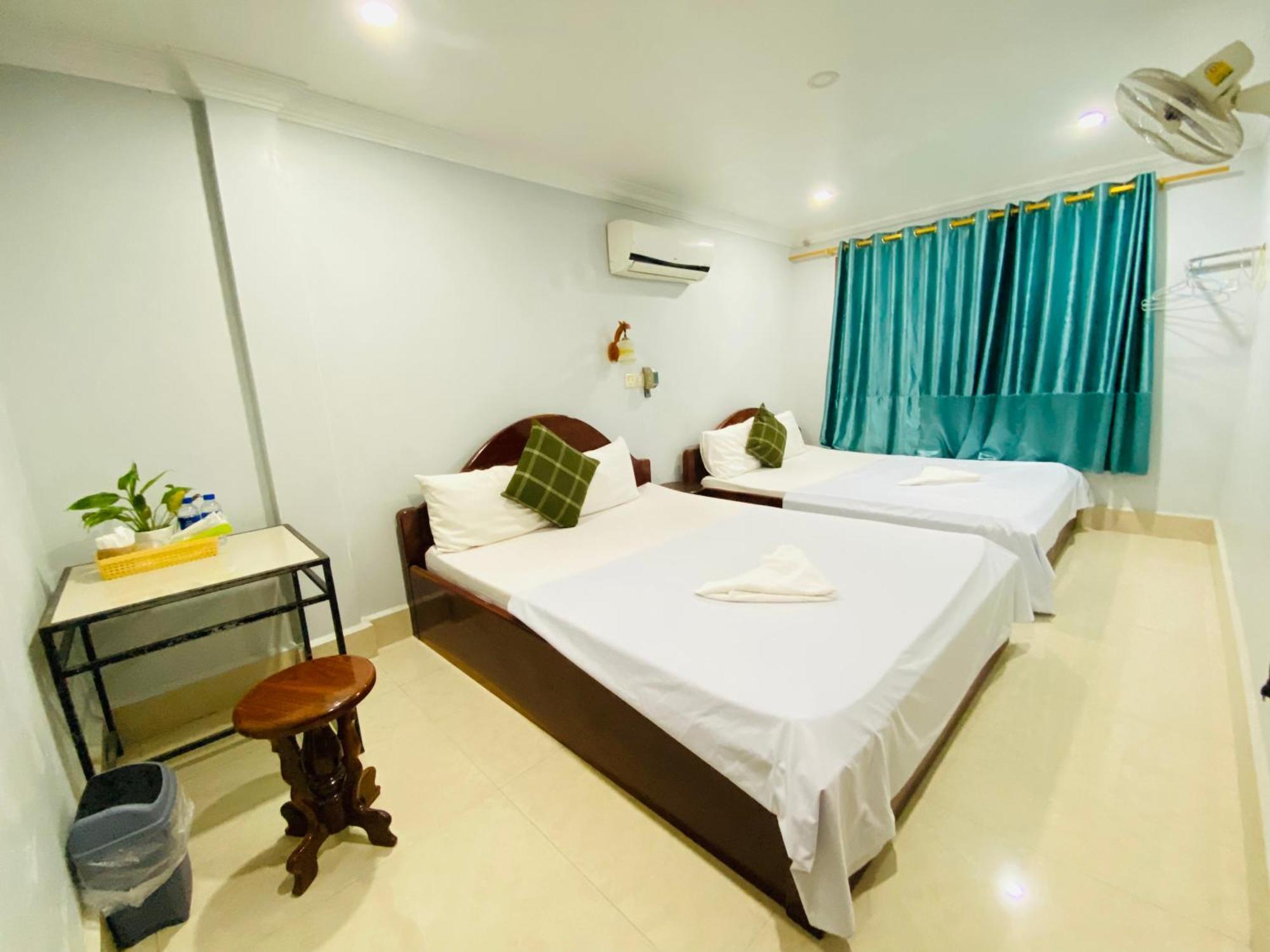 The Blue Guest House Battambang Exterior foto
