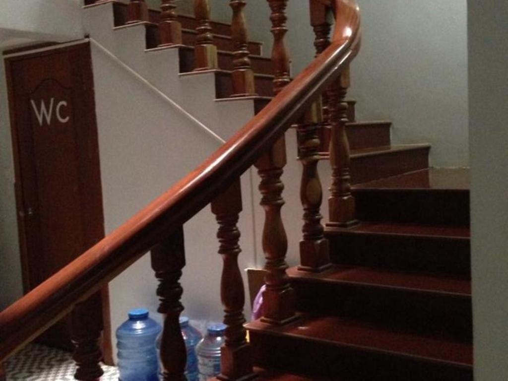 The Blue Guest House Battambang Exterior foto
